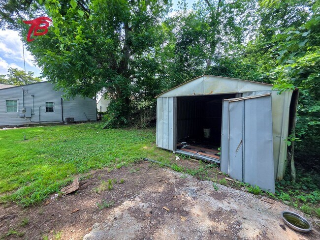 Building Photo - 1153 Windemere Ave