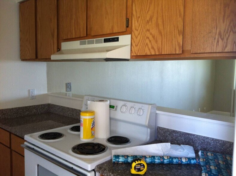 Building Photo - 142 Harrier Ave