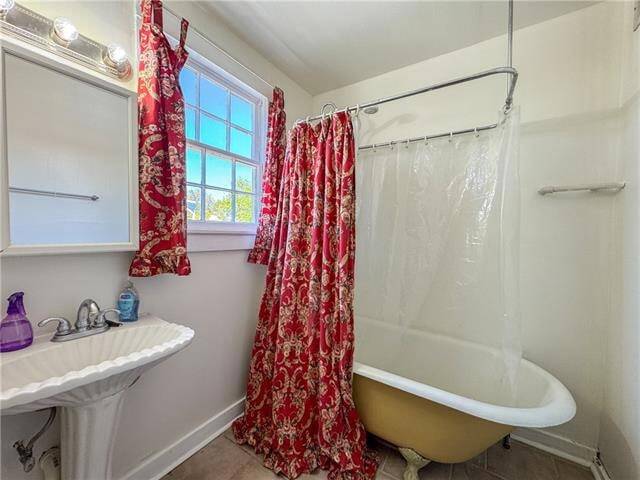 Building Photo - 936 Philip St