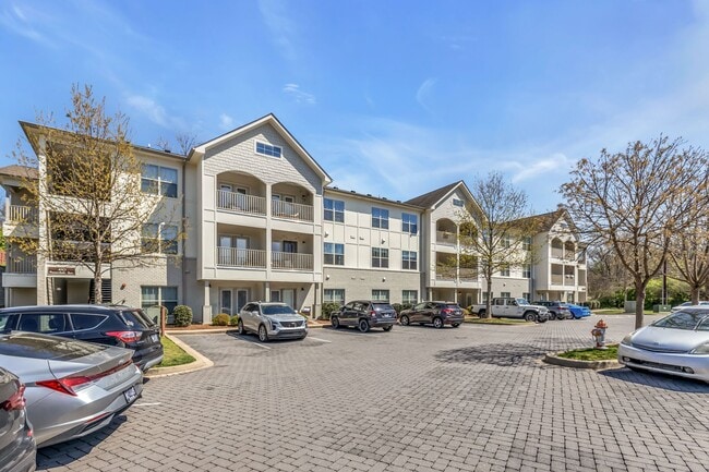 Building Photo - 2197 Nolensville Pk