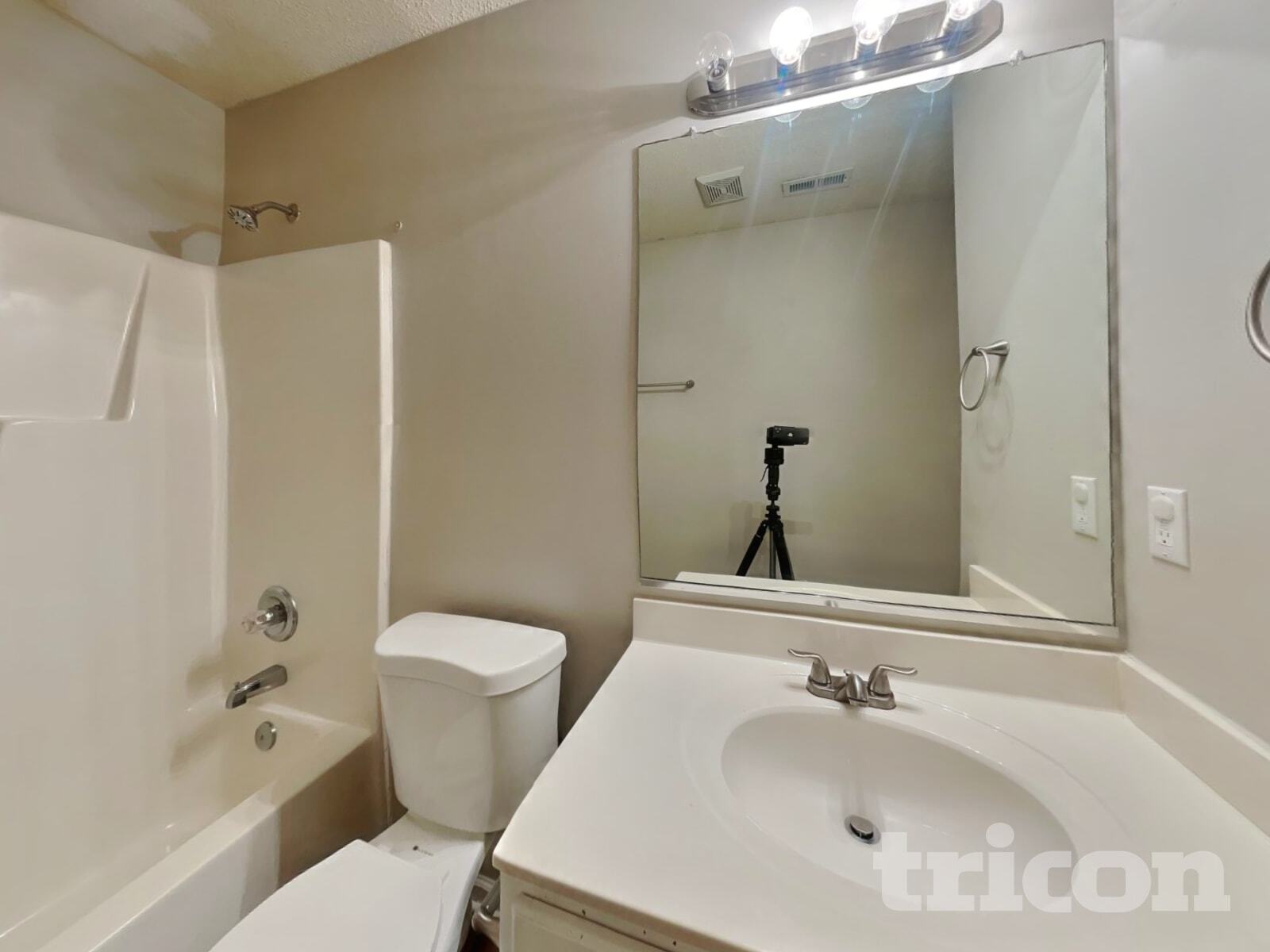 Building Photo - 2934 Firethorn Dr