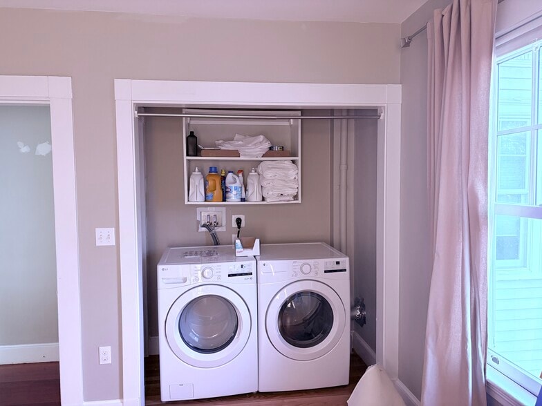 Laundry Room - 9 Winthrop St