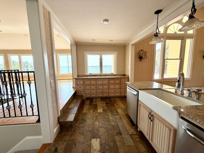 Building Photo - Lake Murray - Irmo - Offering Self Guided Tour with RENTLY!