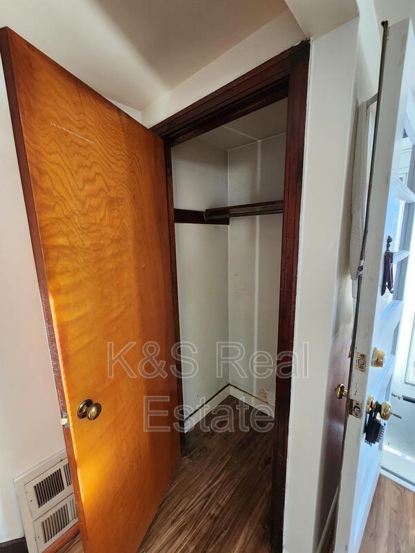 Building Photo - 1114 Schweitzer Road - 2