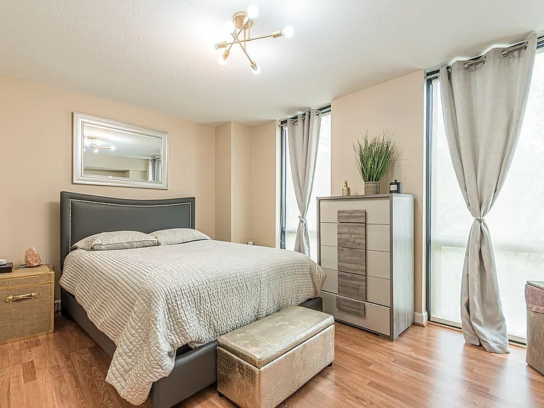 Building Photo - 2870 Pharr Ct S Northwest