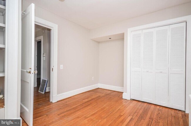 Building Photo - 7205 46th St