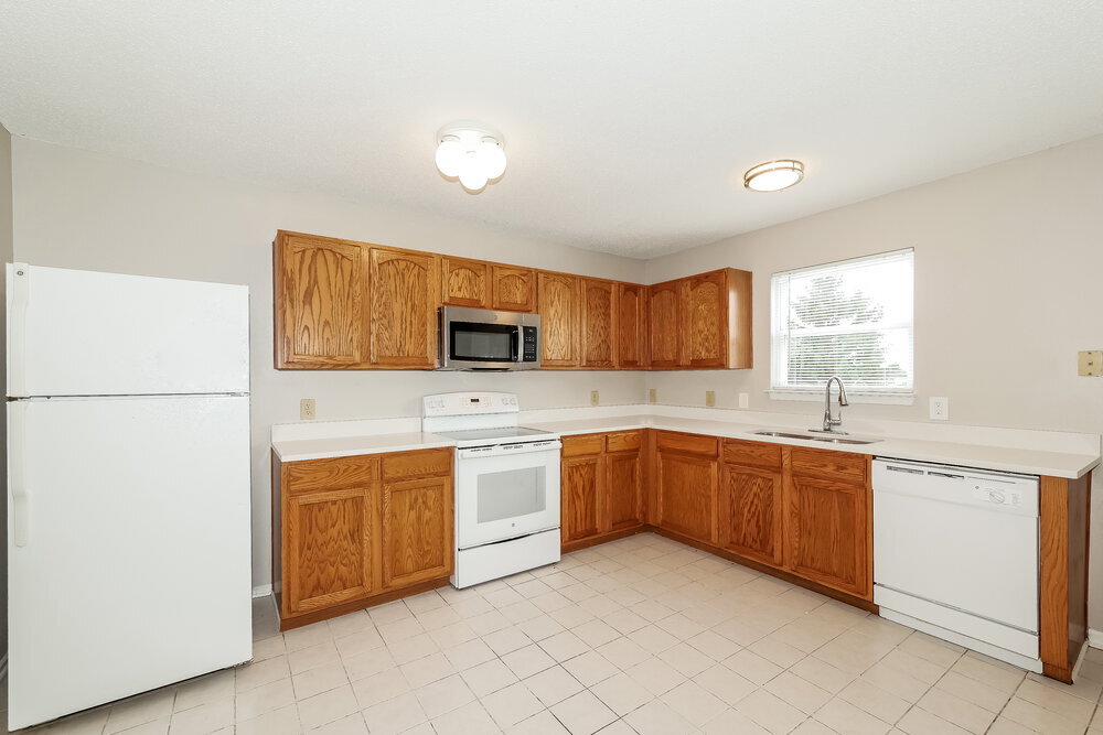Building Photo - 8446 Abbey Dell Dr