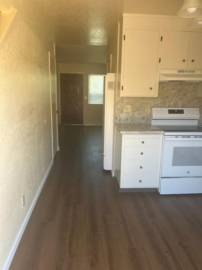 Building Photo - 42 Washington St