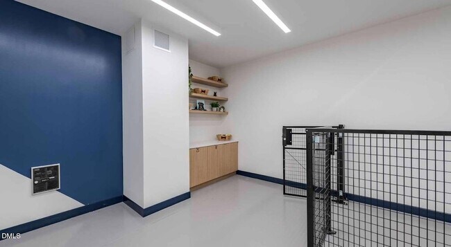 Building Photo - 1020 Hammell Dr