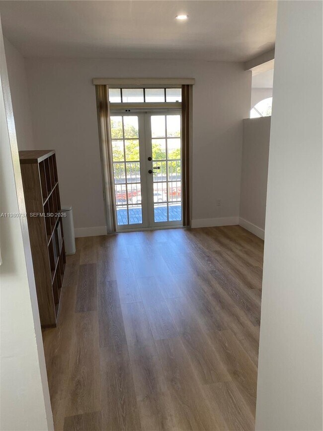 Building Photo - 1280 S Alhambra Cir