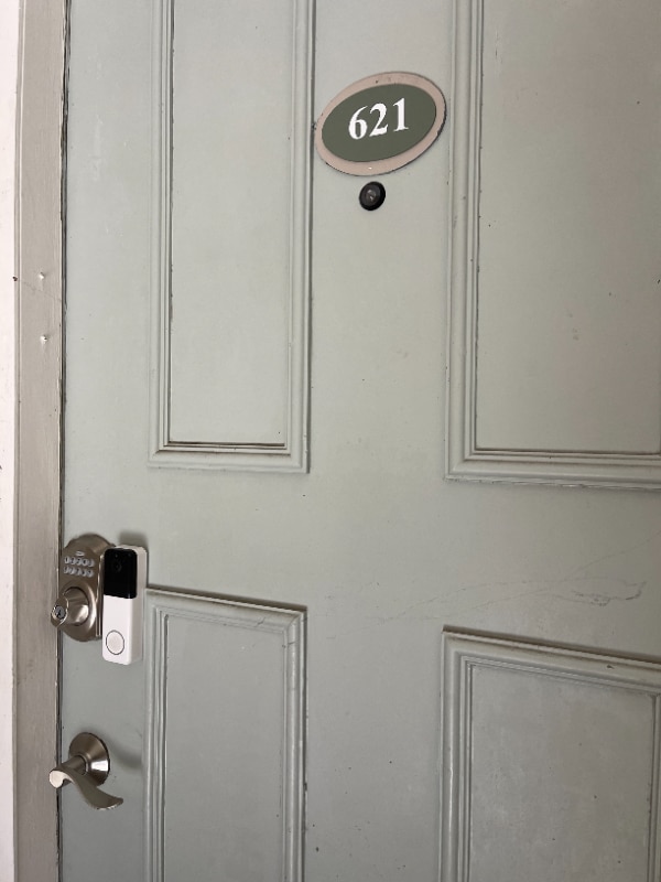 Building Photo - 7210 N Manhattan Ave