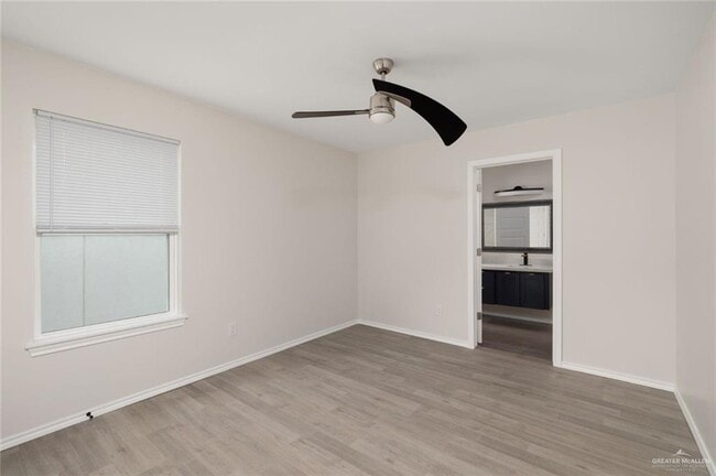 Building Photo - 609 E Interstate Hwy 2