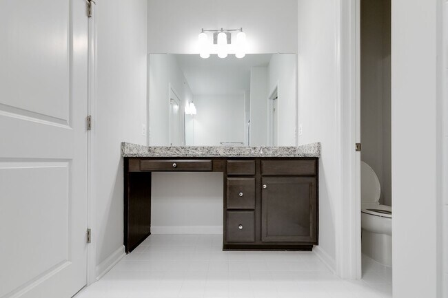 Building Photo - 3 Bedroom Luxury Condo in Glen Allen!!! ***Available Beginning of March***