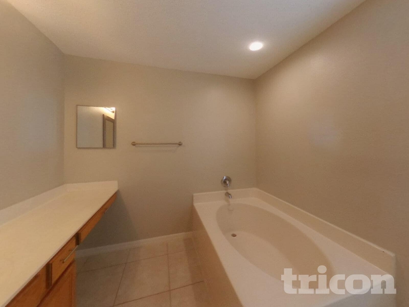 Building Photo - 1730 Sunset Ridge Dr