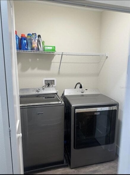 Building Photo - 1249 Savona Dr