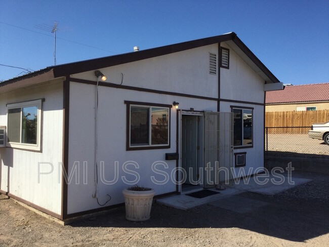 Building Photo - 2088 Del Rey Dr