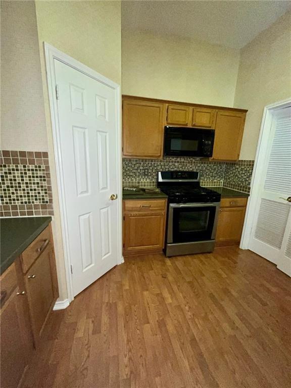 Building Photo - 16508 Framingham Cir