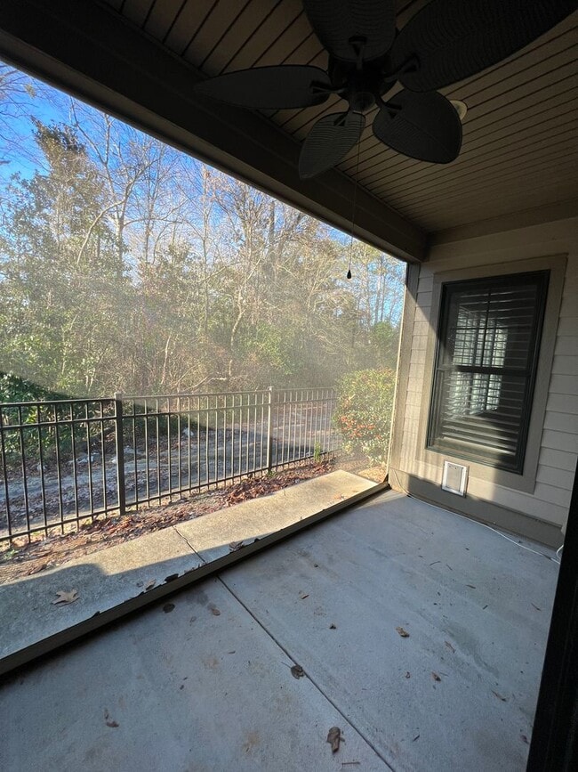 Building Photo - Beautiful 2 Bed 2 Bath Townhome in Southern Pines