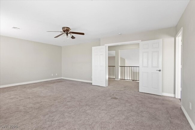 Building Photo - 2842 Via Florentine St