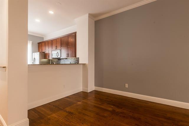 Building Photo - 732 Skyline Bluff Ct