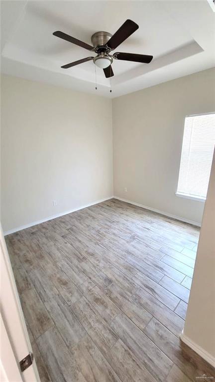 Building Photo - 4907 N Hiawatha Dr