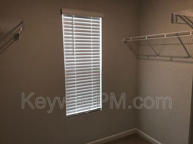 Building Photo - 3526 Firestone Dr