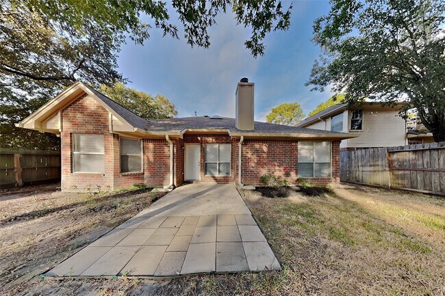 Building Photo - 16902 Canyon Ridge Ct