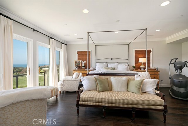 Building Photo - 27 Via Monarca St