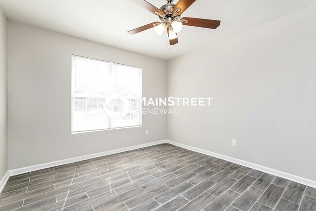 Building Photo - 3 Bedroom Pet-Friendly Home in Raleigh, NC with Main Street Renewal