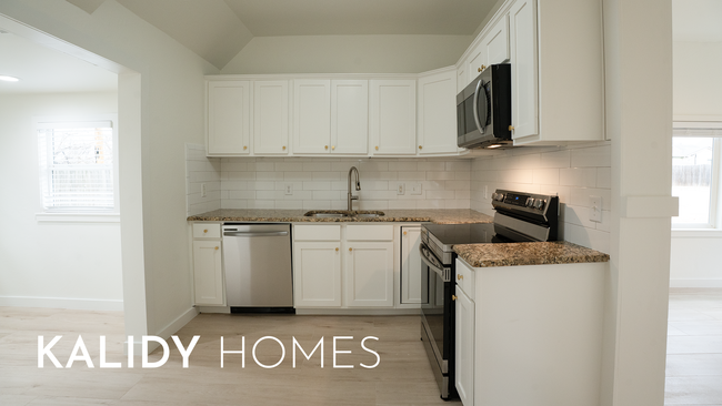 Building Photo - 15 S Walnut St