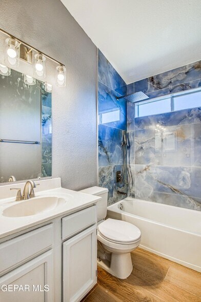 Building Photo - 12325 Tierra Bella Dr
