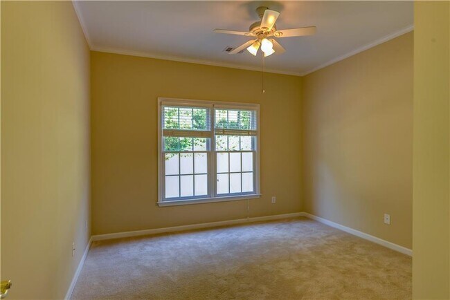 Building Photo - 110 Jilstone Ct