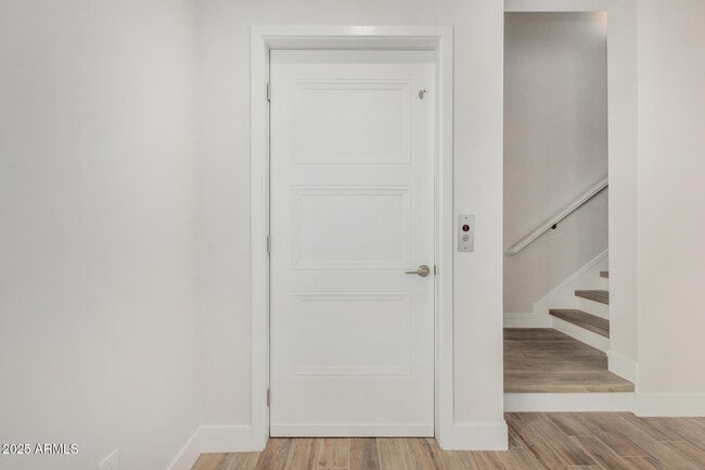 Building Photo - 4525 N 40th St