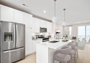 Building Photo - 4768 Sully Point Ln