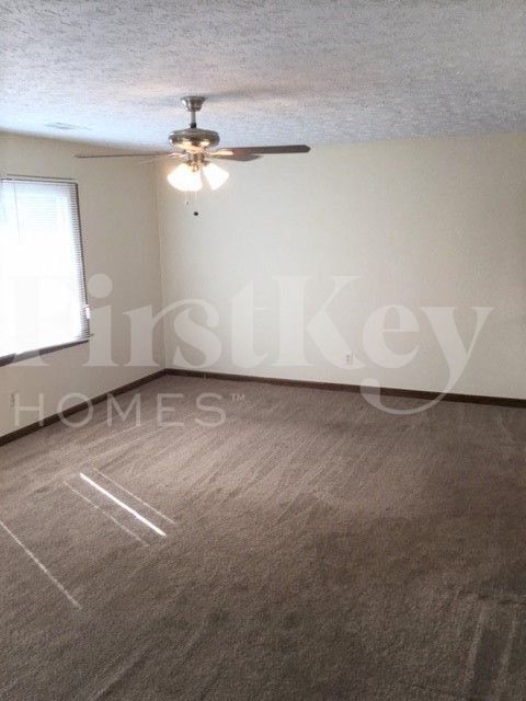 Building Photo - 1408 Meadowind Ct SW