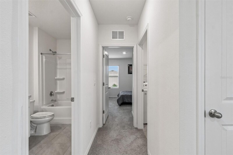 Building Photo - 5667 Chorleywood Ln