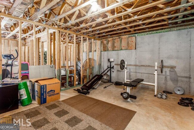 Building Photo - 30 Pembroke Pl