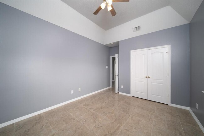 Building Photo - 4102 Magnolia Ln