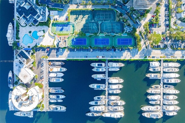 Building Photo - 19707 Turnberry Way