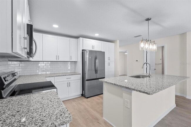 Building Photo - 28 Rainstone Ln
