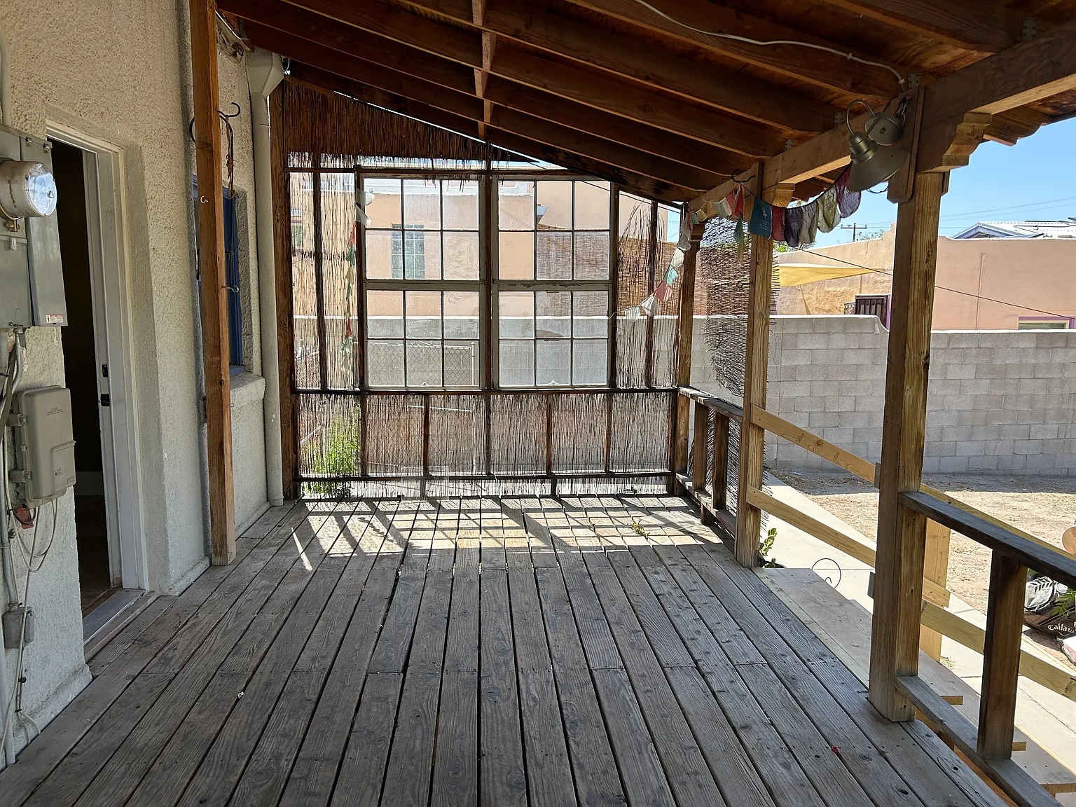 Building Photo - 2409 E Mabel St