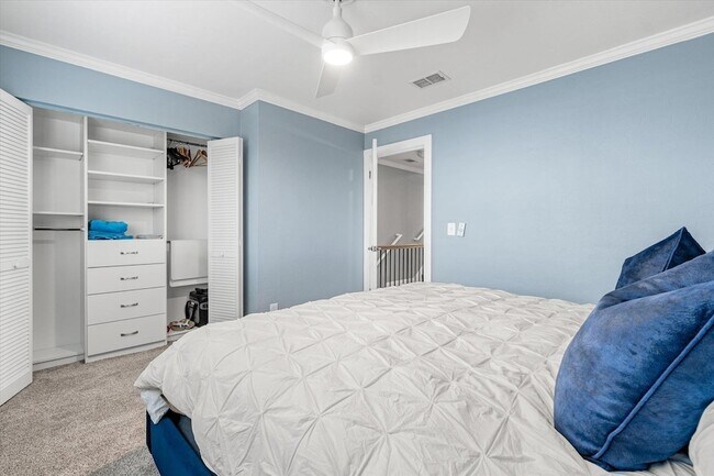 Building Photo - 3385 Coastal Hwy