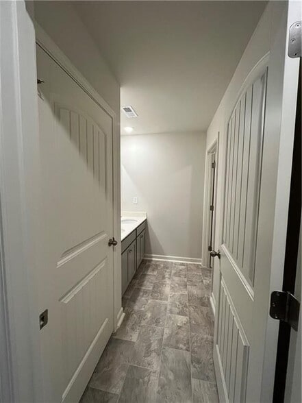 Building Photo - 3134 Ellenton Dr