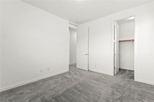 Building Photo - 767 Tallgrass St