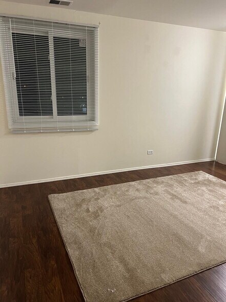 Building Photo - 2650 Brookwood Way Dr