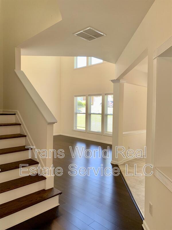 Building Photo - 2202 Jasmine Glen Dr