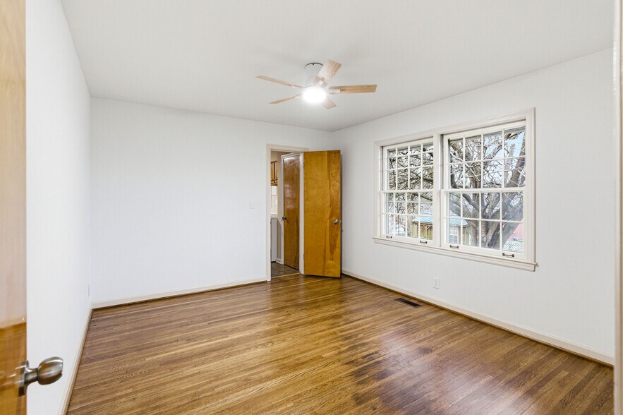 Building Photo - 925 Ashland Ave