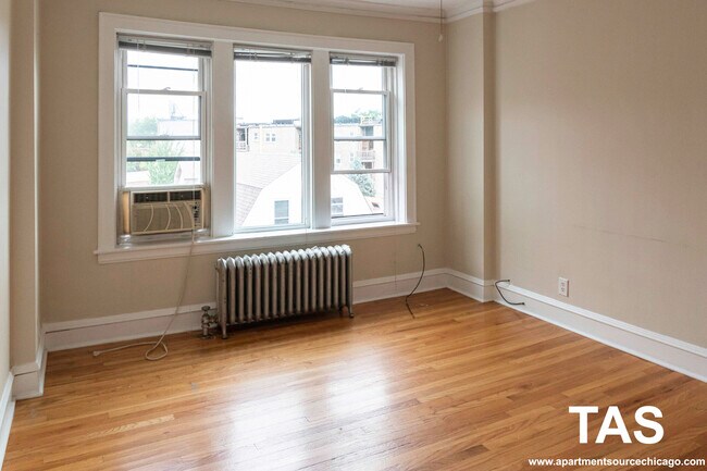Primary Photo - 4606 N Kildare Ave