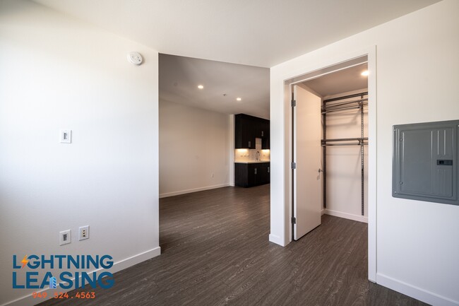 Building Photo - 11405 Chandler Blvd