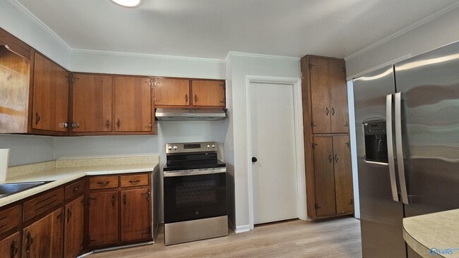 Building Photo - 3725 Broadmor Rd NW
